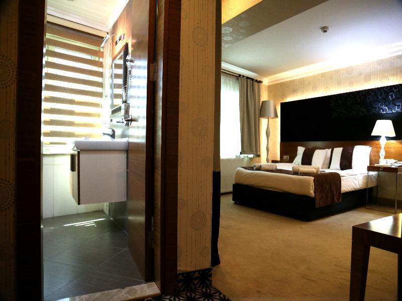 Lioncity Hotel Бурса Екстериор снимка