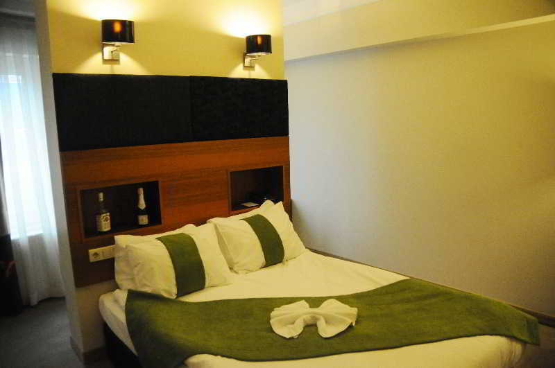 Lioncity Hotel Бурса Екстериор снимка